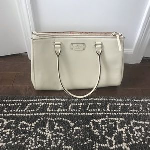 KateSpade handbag- true ivory color. 15 ‘ long. Used once.